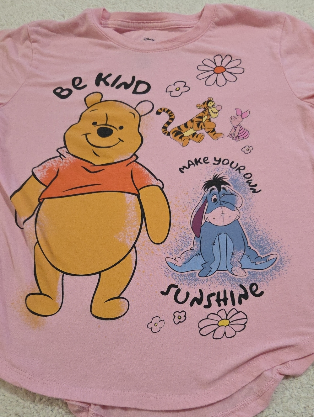 DISNEY WINNIE THE POOH TSHIRT